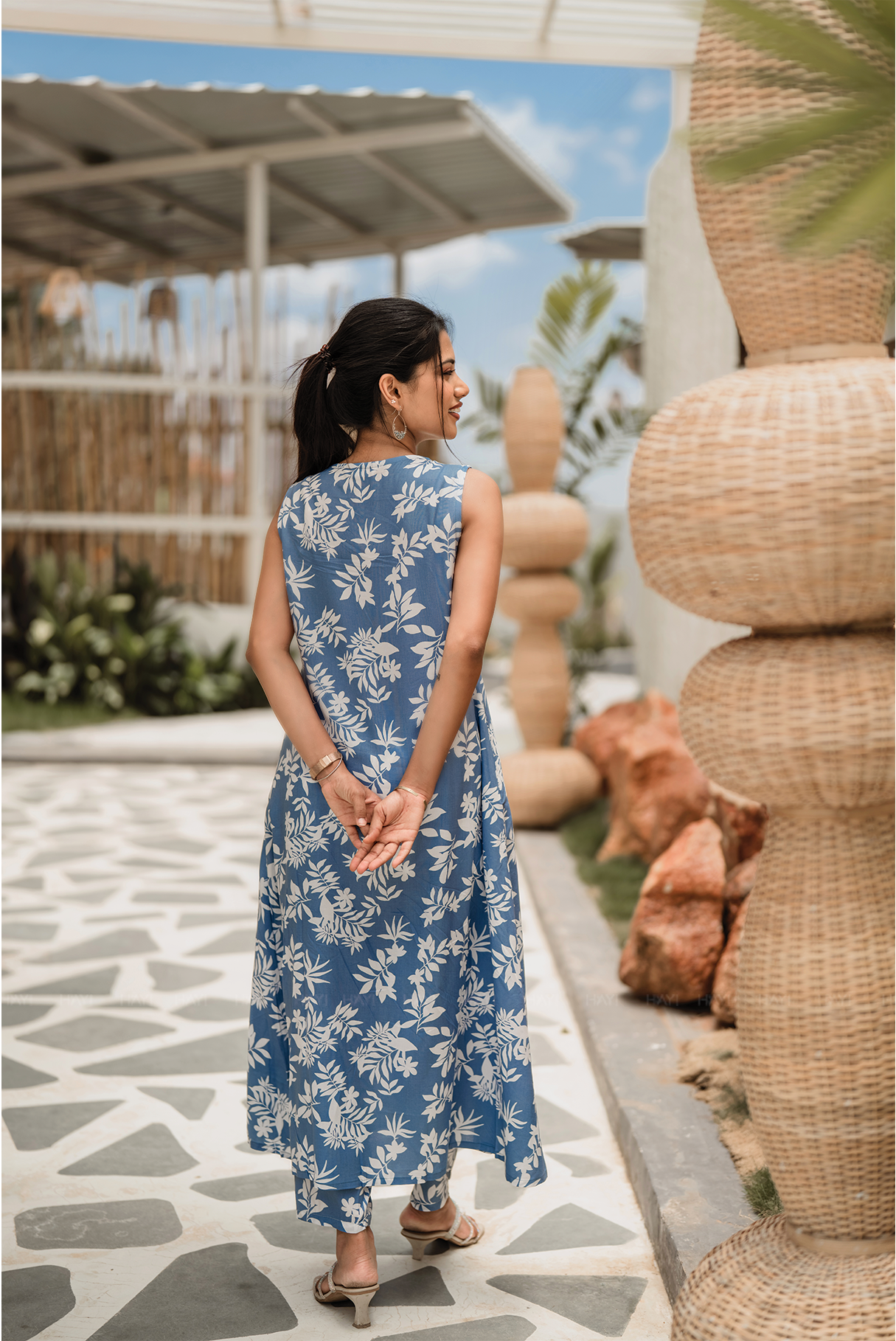 G&B A must-have kurta set print work and soft fabric