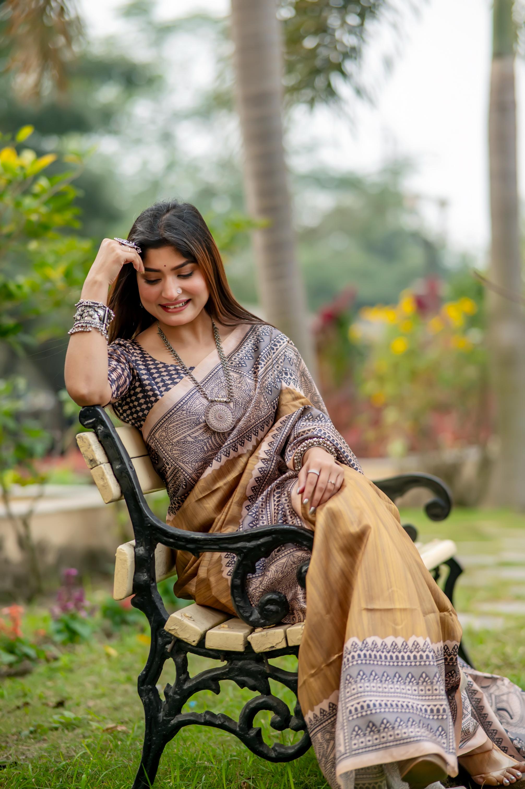 Muskan- Traditional Warli Print Saree in Copper & Charcoal Hues