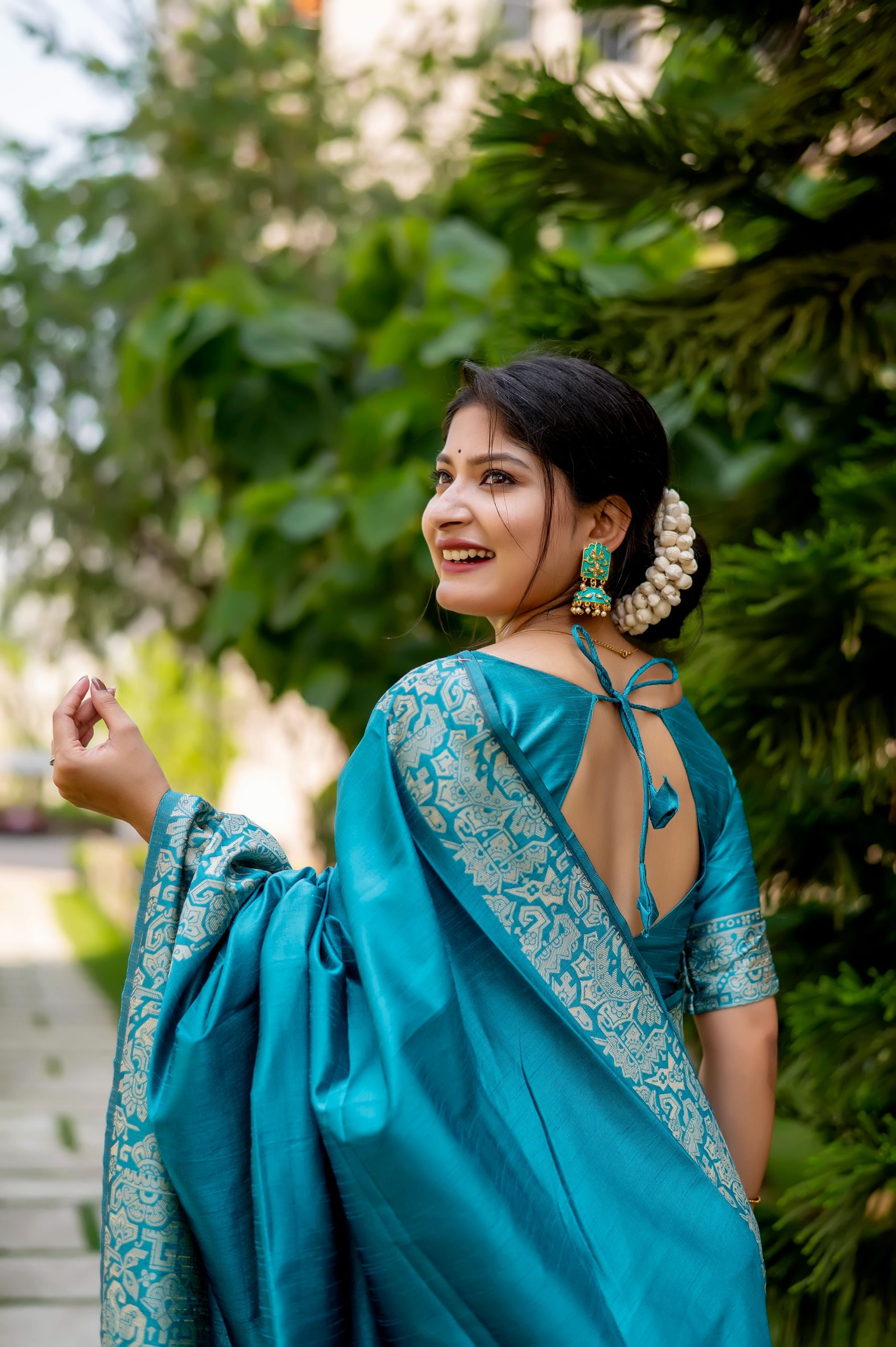 Skon -Royal Saree Heritage, Redefined