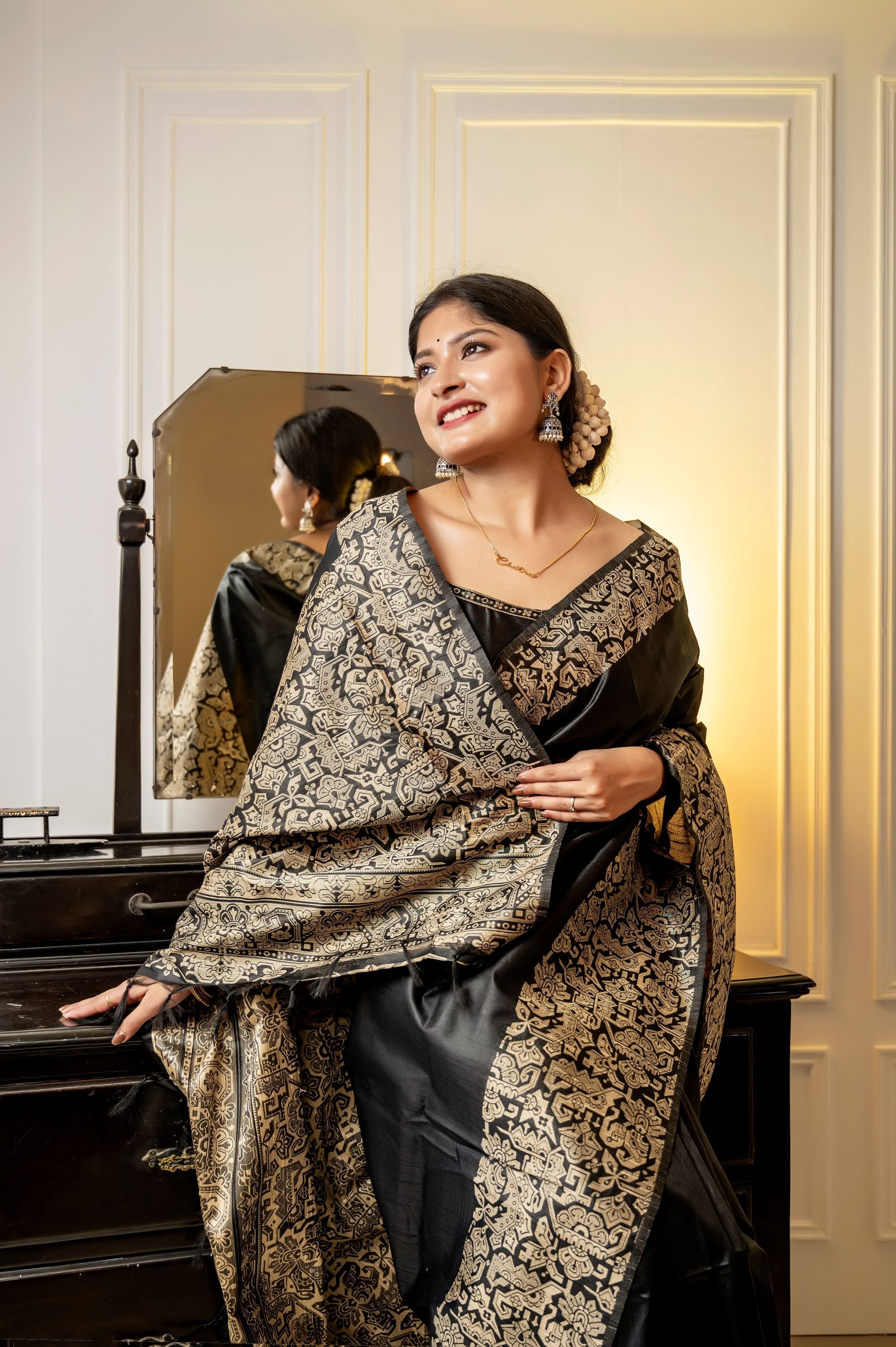 Skon -Royal Saree Heritage, Redefined