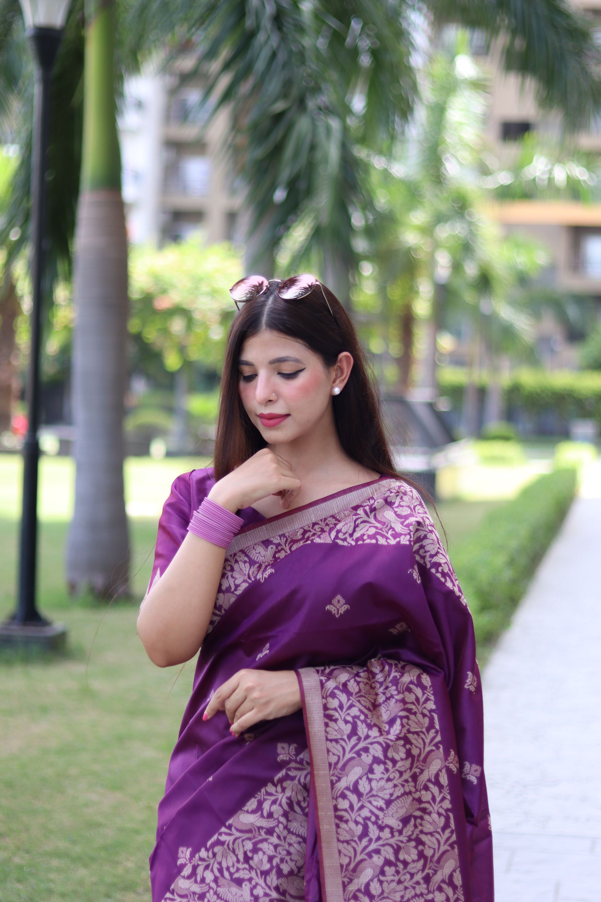 JIYA 1 Queen’s Choice – Rich Handloom Elegance
