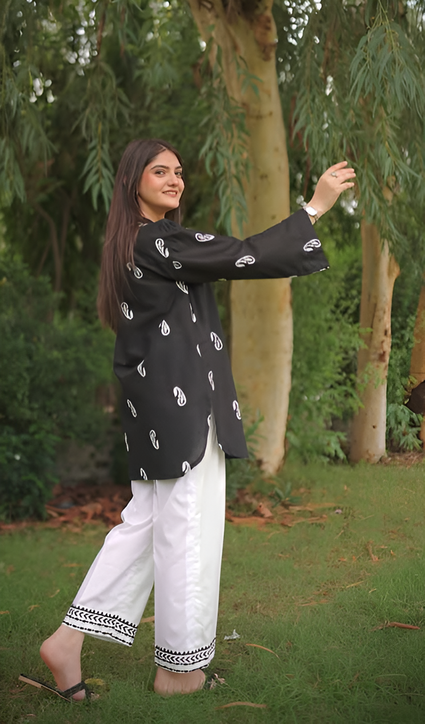 Mirai -Monochrome Muse - Zarah&Sarah