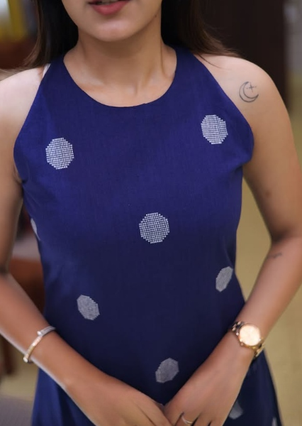 Nayra- Cotton Polka Handloom Meera Set