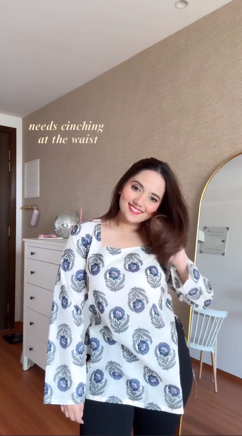 Sara- Women’s Floral Printed Long Top