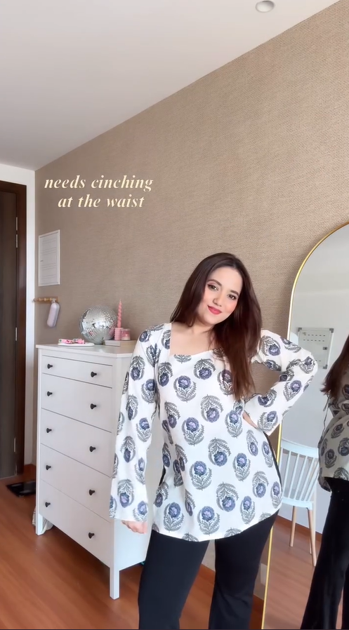 Sara- Women’s Floral Printed Long Top