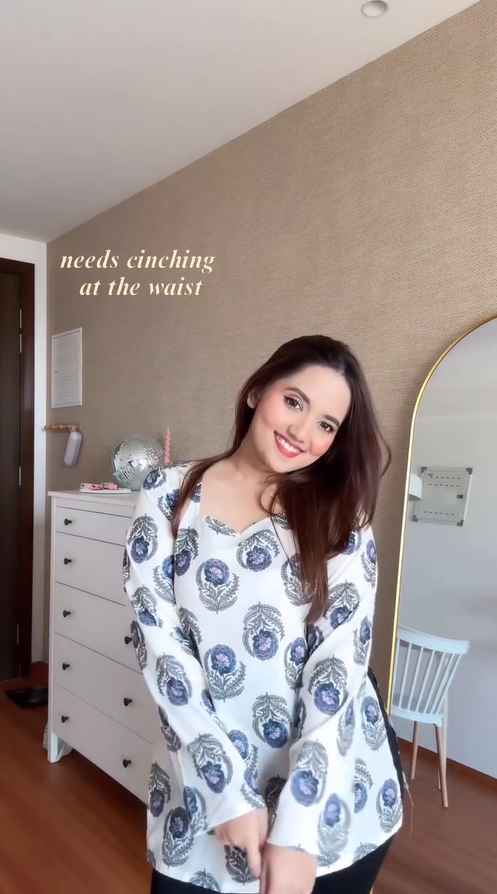 Sara- Women’s Floral Printed Long Top