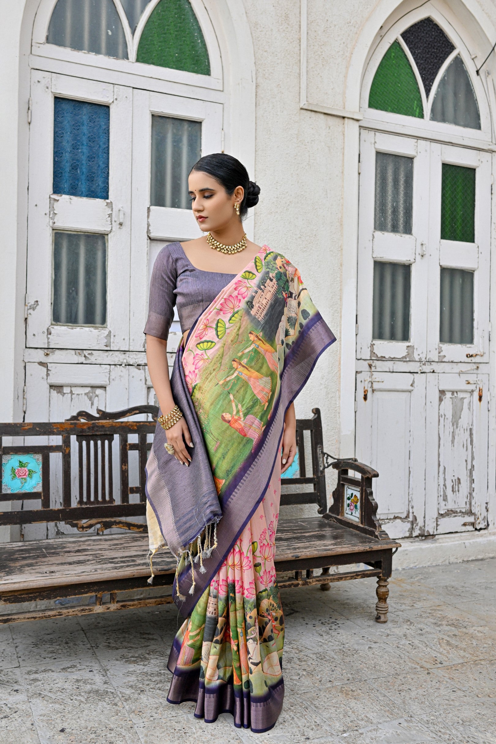 Lusy- Exquisite  Floral Saree