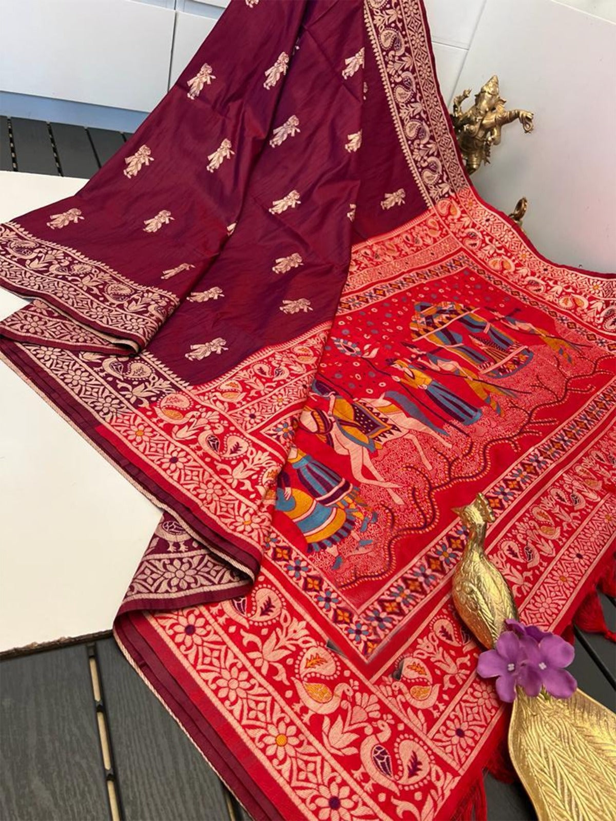 Tribal- Ethnic Motifs Woven Design Saree