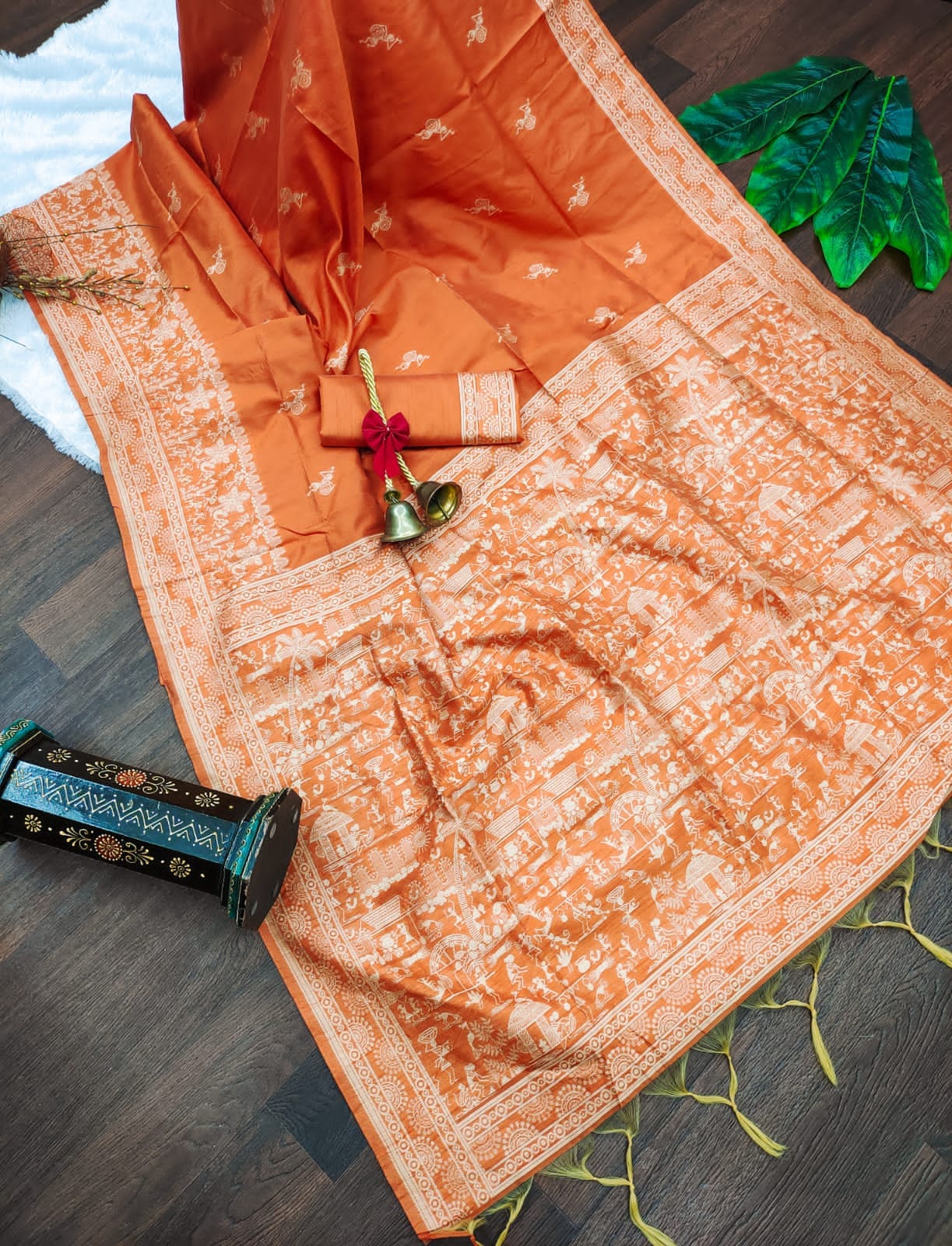 Avny - Banglori  raw silk saree with weaving pallu and border