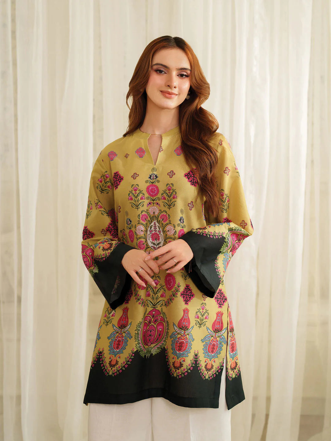 Moha pakishtani cordset print work