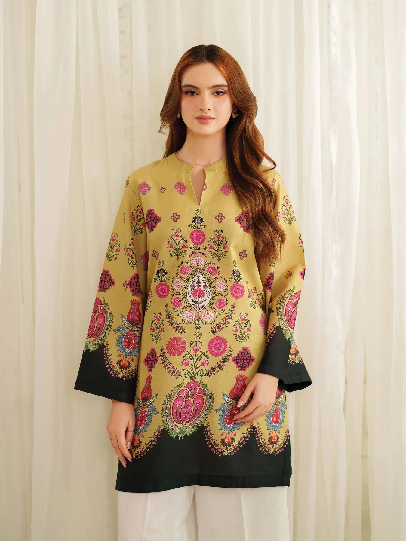 Moha pakishtani cordset print work