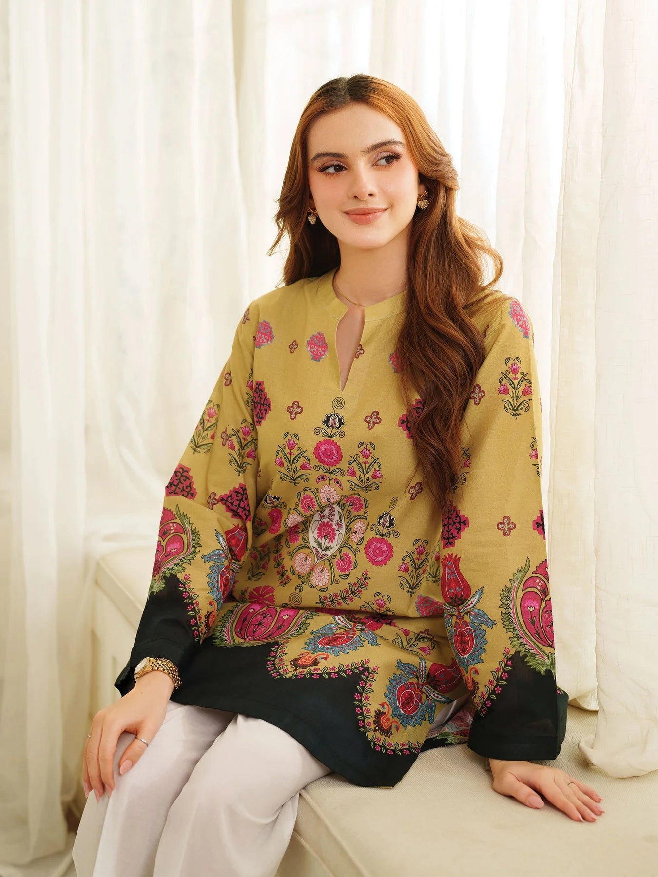 Moha pakishtani cordset print work