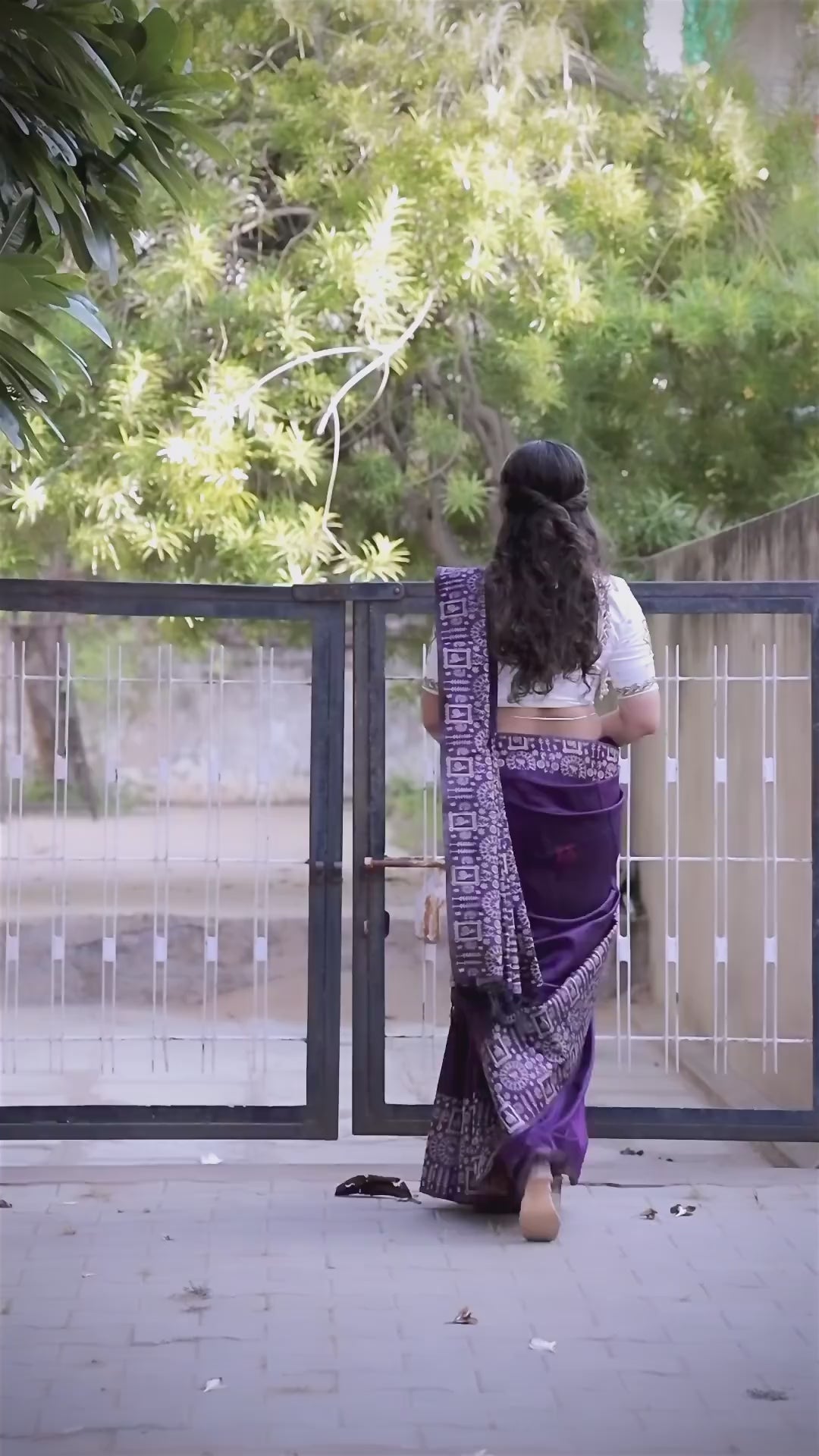 Flora -Because Every Drape Deserves Royalty